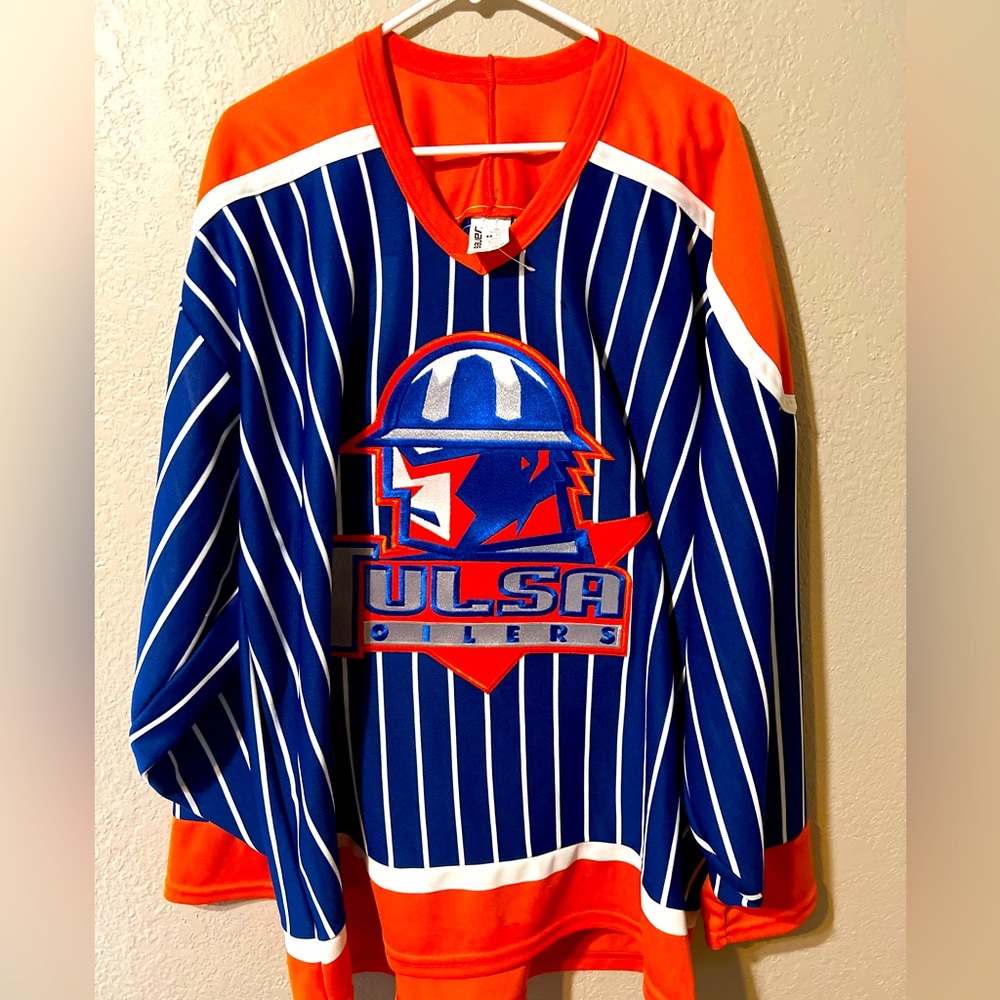 1998 vintage game weight Tulsa Oilers jersey made by Bauer